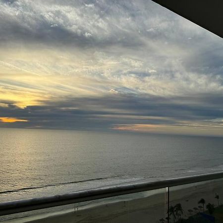 Departamento De Lujo Vista Al Mar Piso 15 Apartment Mazatlan Bagian luar foto