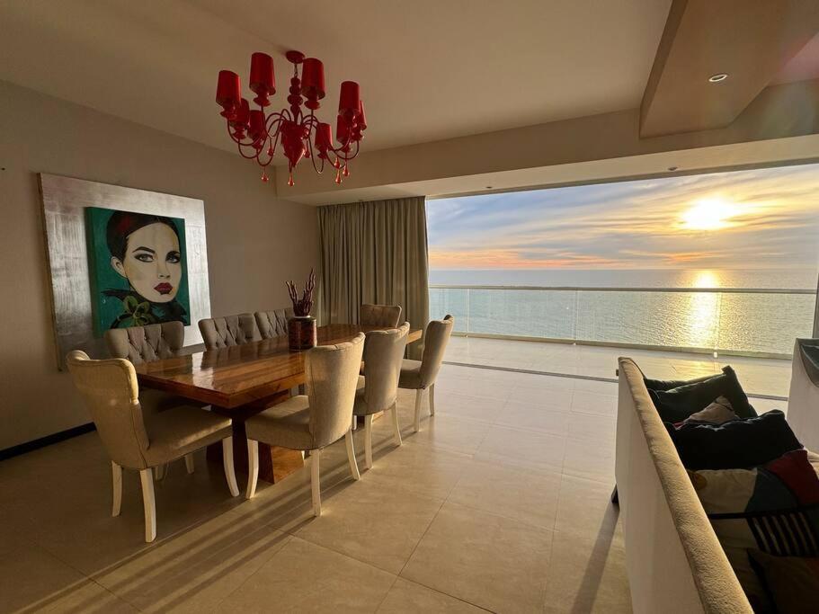 Departamento De Lujo Vista Al Mar Piso 15 Apartment Mazatlan Bagian luar foto