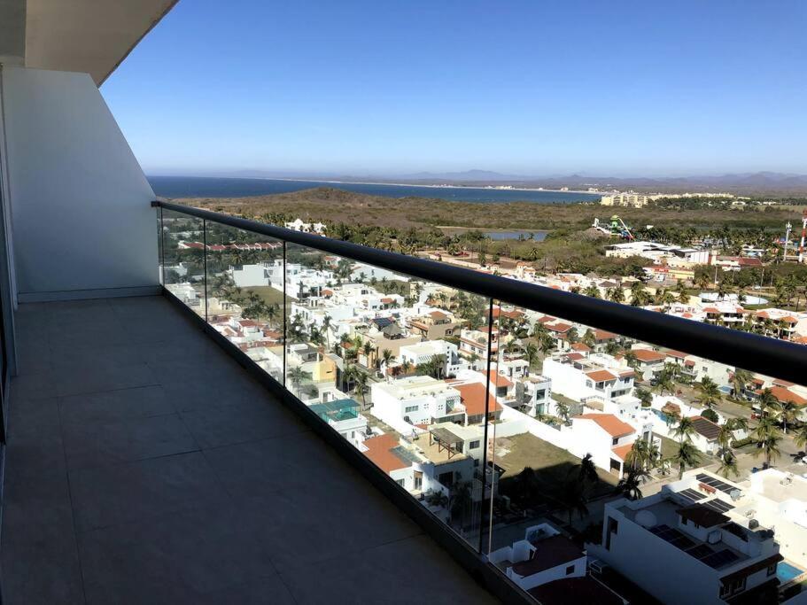 Departamento De Lujo Vista Al Mar Piso 15 Apartment Mazatlan Bagian luar foto